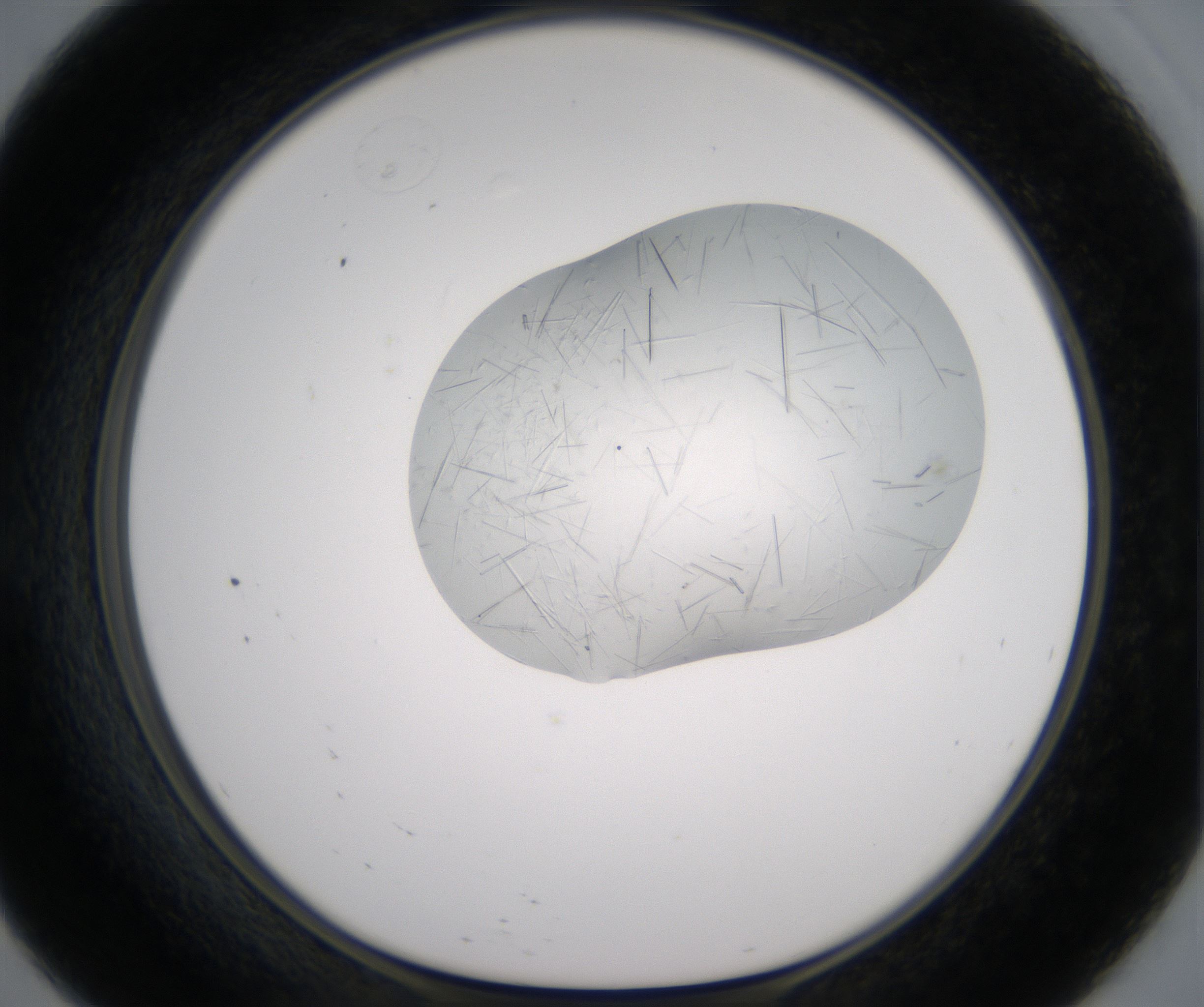 E9_HighResolution_Crystal_1.jpg