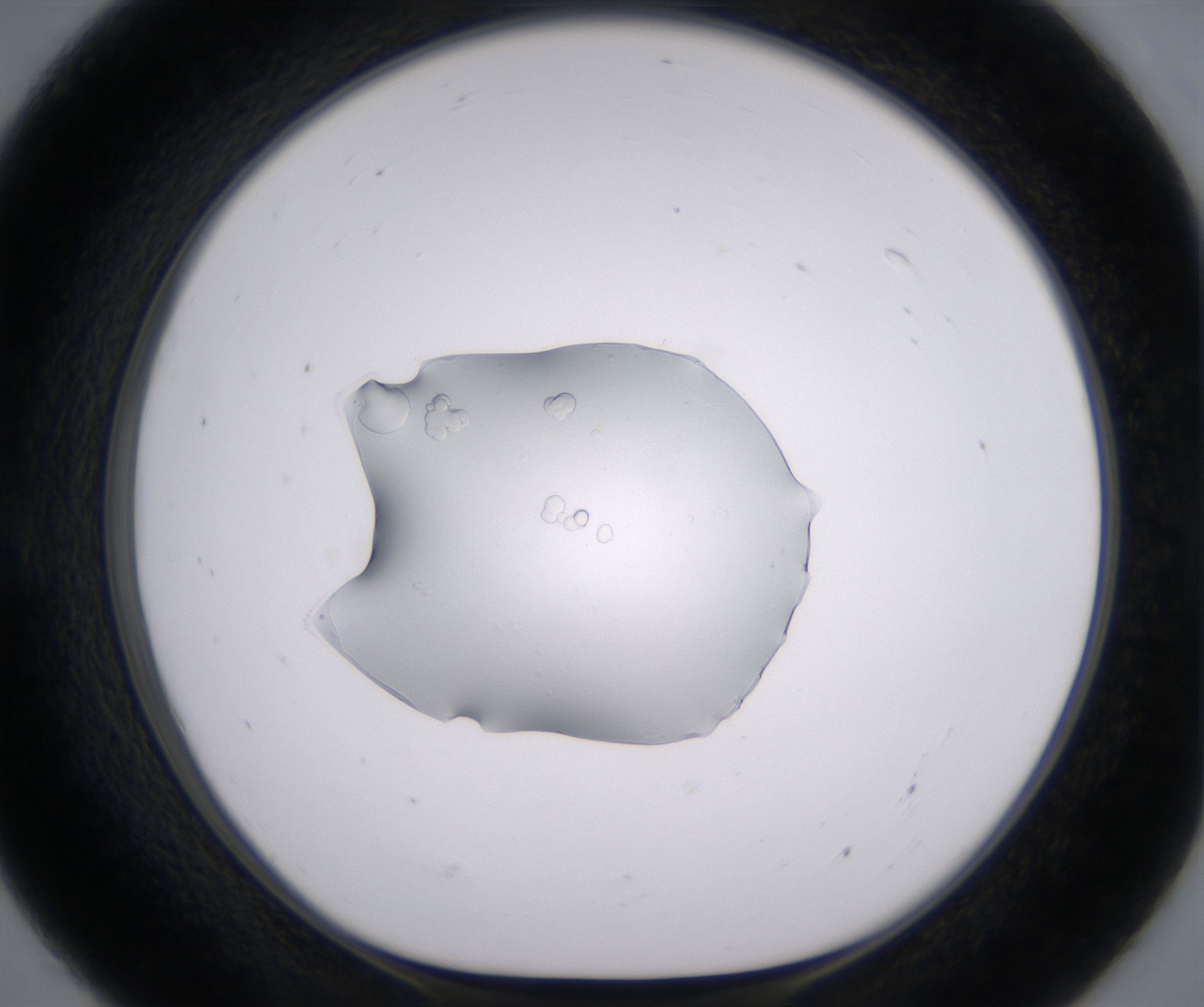 E7_HighResolution_Crystal_1.jpg